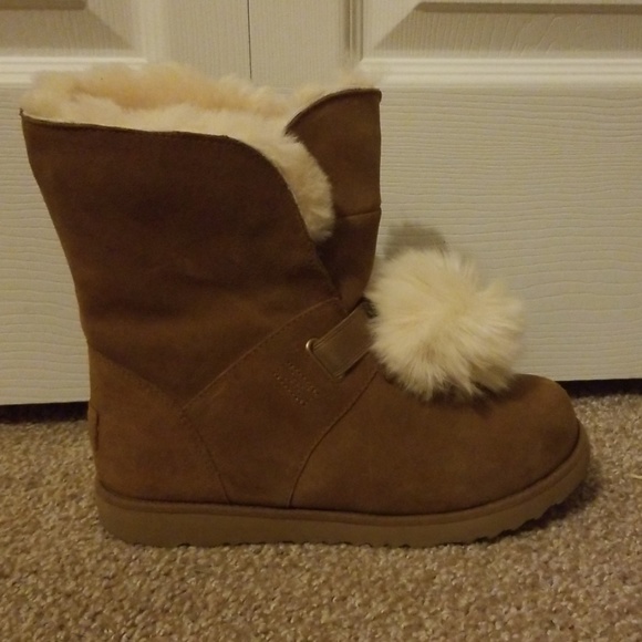 Ugg boots women's size 5 - Picture 2 of 4